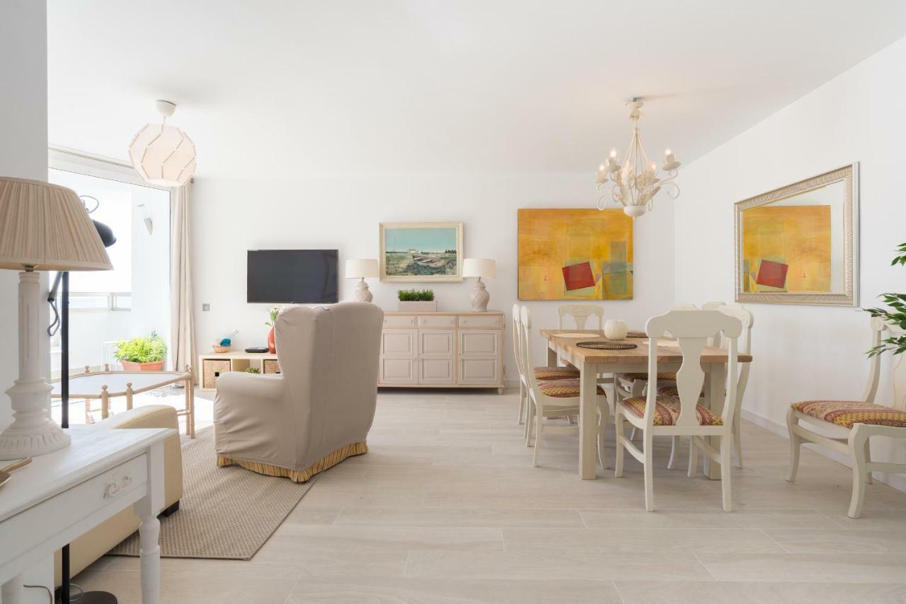 Tgh/ Marbella Beachfront And Center Kültér fotó
